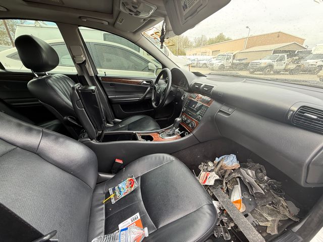 2006 MERCEDES-BENZ C-Class photo 4 of 10