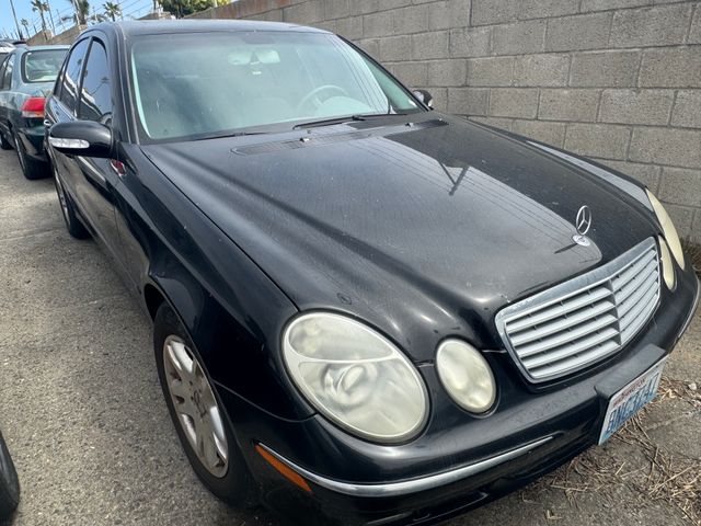 2005 Mercedes-Benz E320 photo 4 of 5