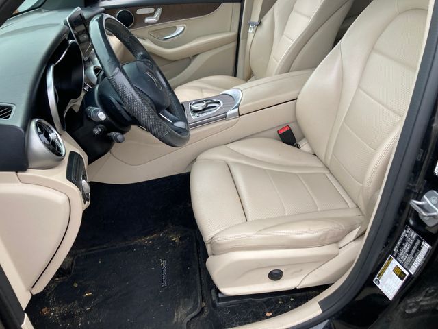 2018 Mercedes-Benz GLC photo 13 of 18