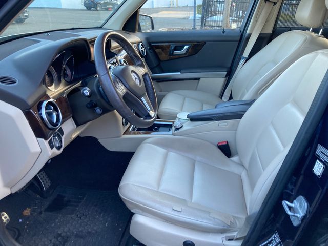 2015 Mercedes-Benz GLK photo 11 of 15