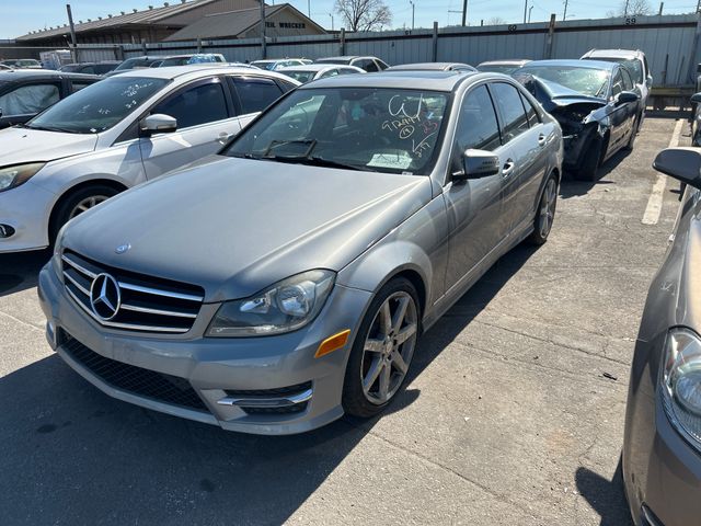2014 MERCEDES-BENZ C-Class photo 1 of 4