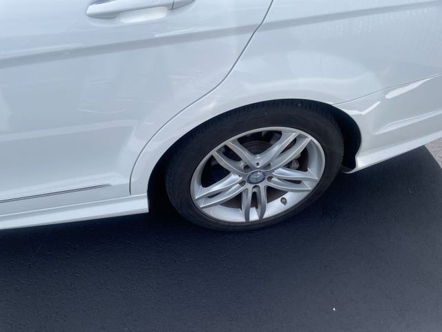 2013 MERCEDES-BENZ C-Class photo 4 of 13