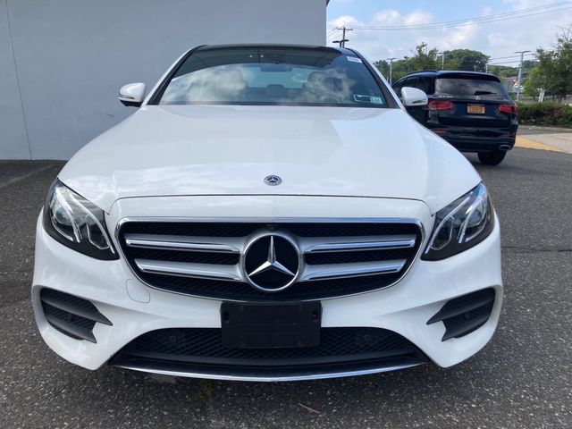 2019 Mercedes-Benz E-Class photo 5 of 9
