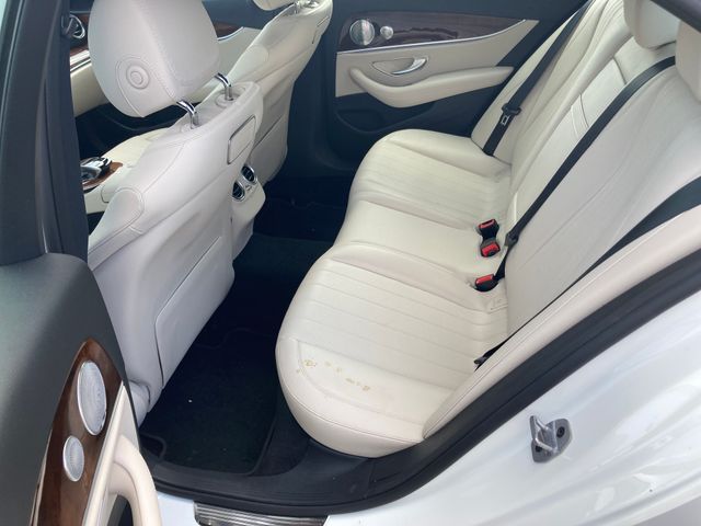 2019 Mercedes-Benz E-Class photo 7 of 9