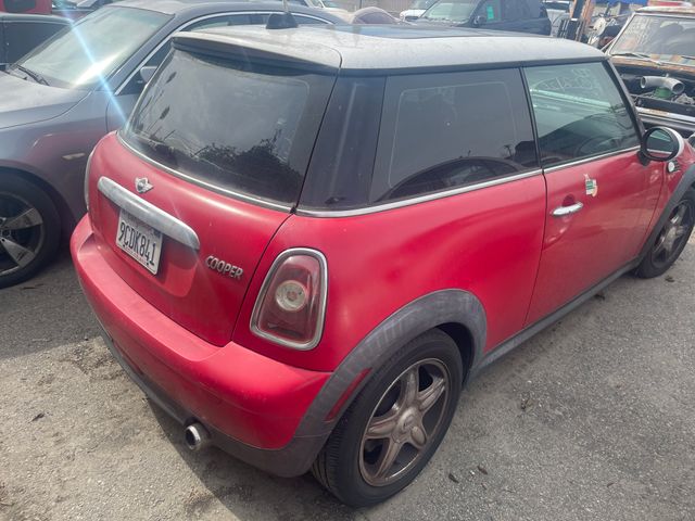 2007 Mini Cooper photo 3 of 5