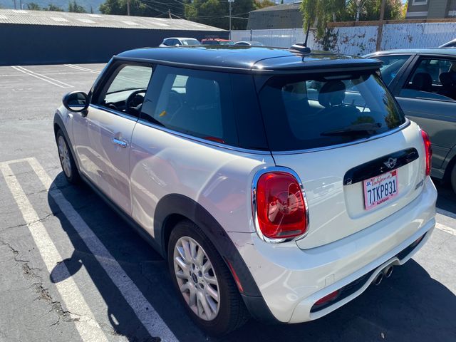 2016 MINI Hardtop photo 7 of 17