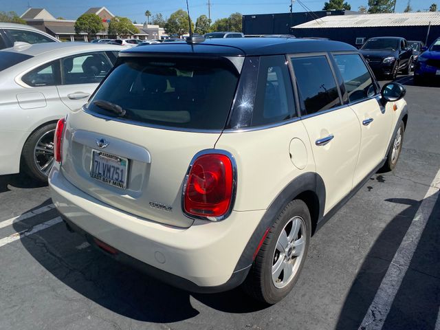 2015 MINI Hardtop photo 11 of 20