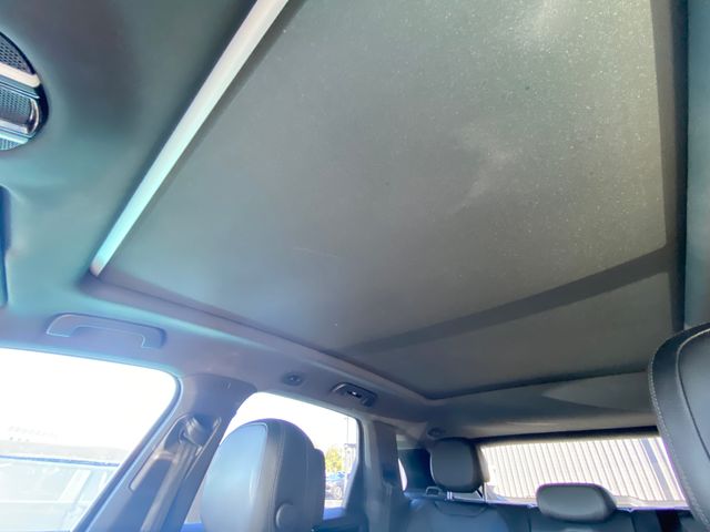 2021 Porsche Cayenne photo 18 of 22