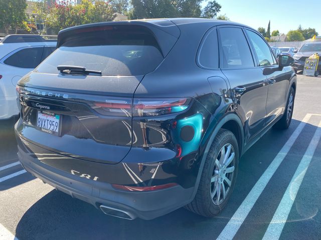 2021 Porsche Cayenne photo 10 of 22