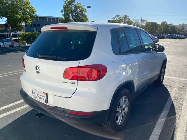 2012 Volkswagen Tiguan photo 10 of 18
