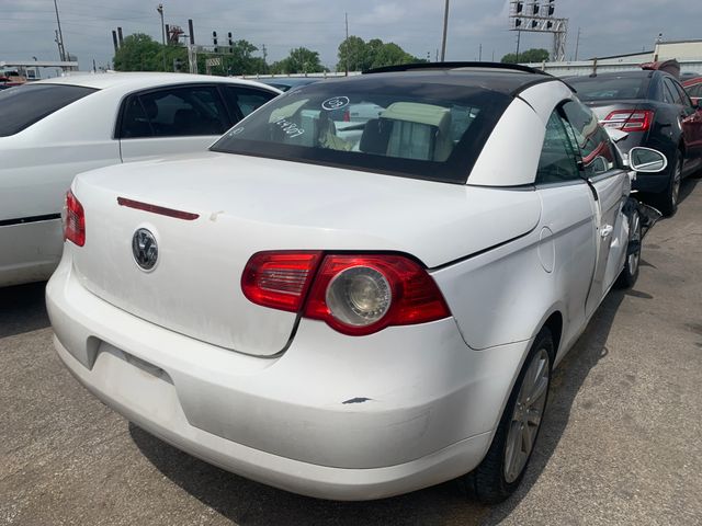 2008 VOLKSWAGEN Eos photo 4 of 6