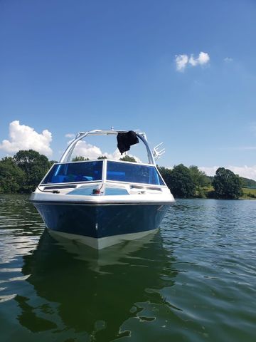 1987 Ski Supreme Wake boat photo 3 of 11