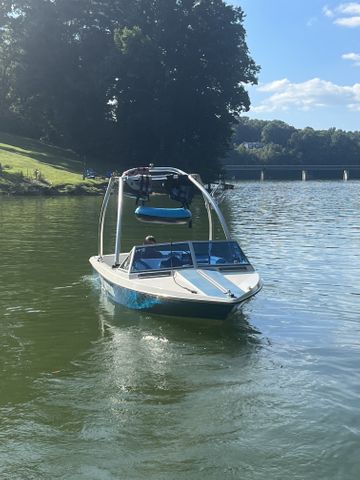 1987 Ski Supreme Wake boat photo 11 of 11