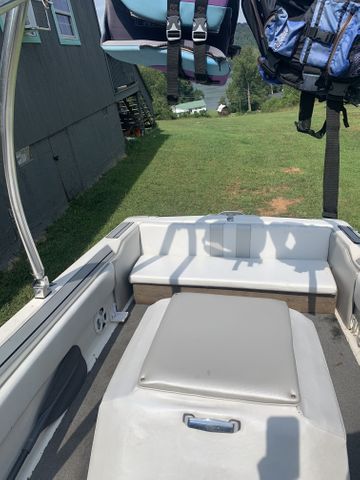 1987 Ski Supreme Wake boat photo 6 of 11