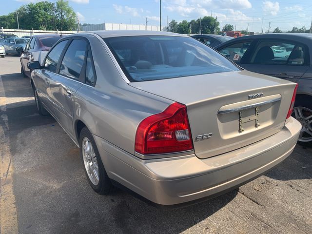 2005 VOLVO S80 photo 5 of 6