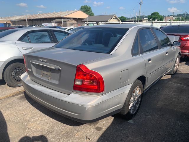 2005 VOLVO S80 photo 4 of 6