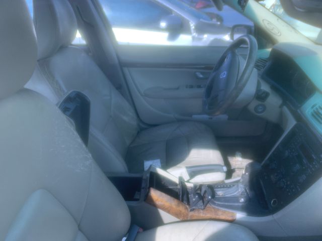 2005 VOLVO S80 photo 3 of 6