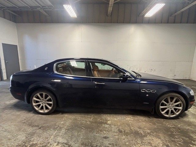 2007 MASERATI Quattroporte photo 2 of 14