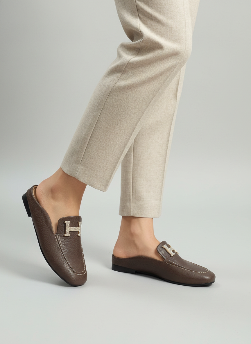 Женская тапочка Nafis кожа