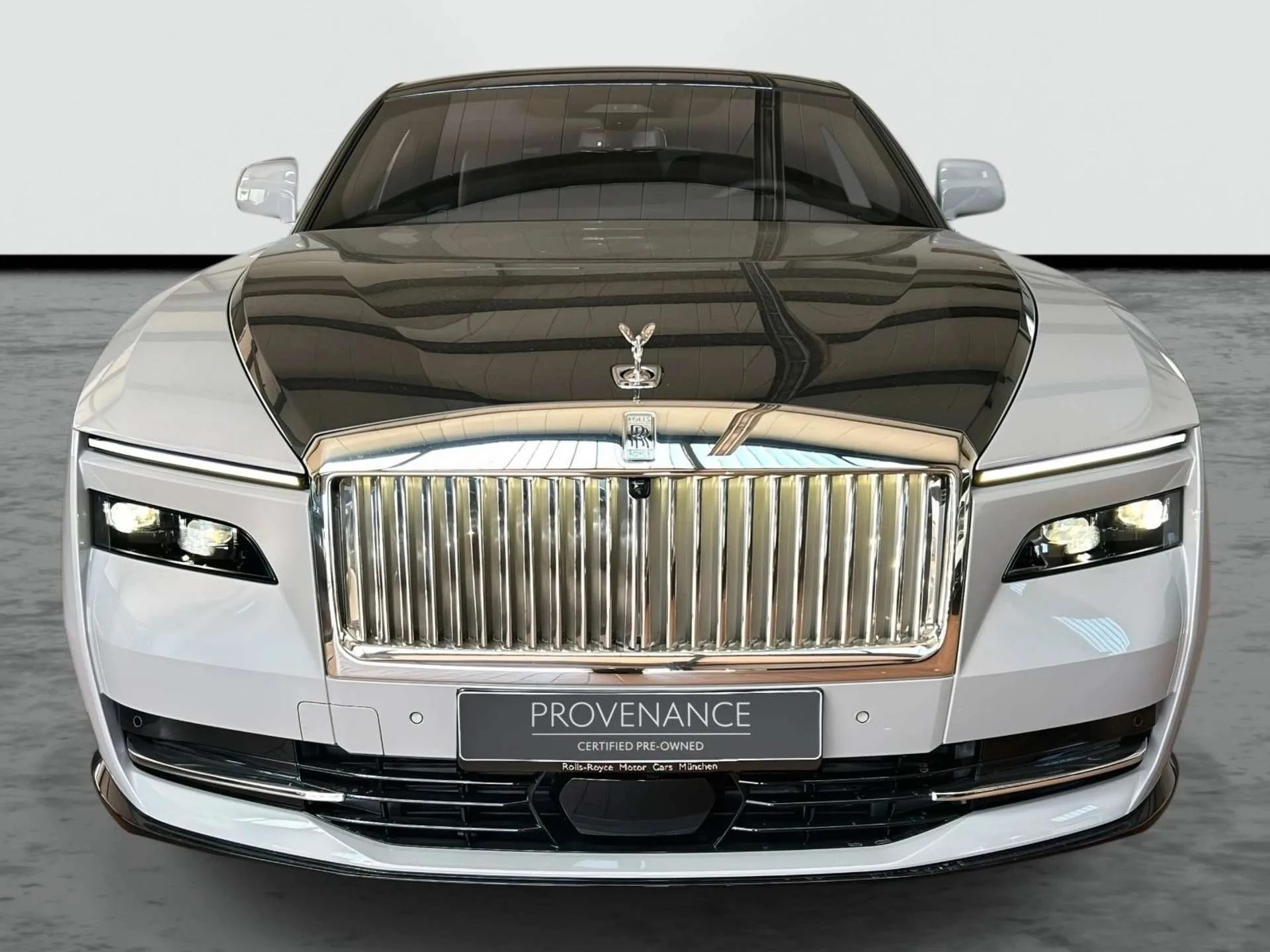 Rolls-Royce Spectre - 4