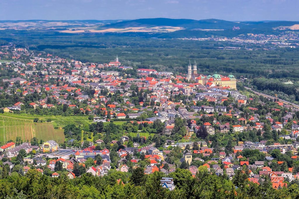 Klosterneuburg 1 Geography Of Klosterneuburg_Austria Travel Guide