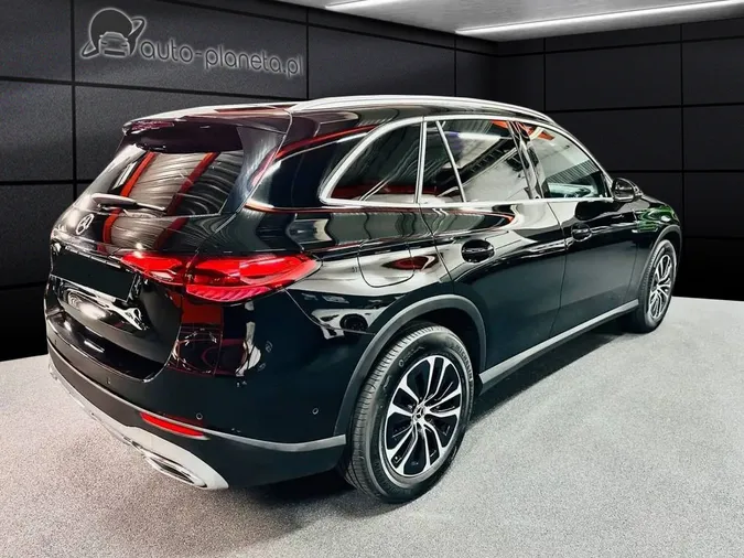 Mercedes GLC 220d 4Matic AVANTGARDE Advanced - Zdjęcie 2