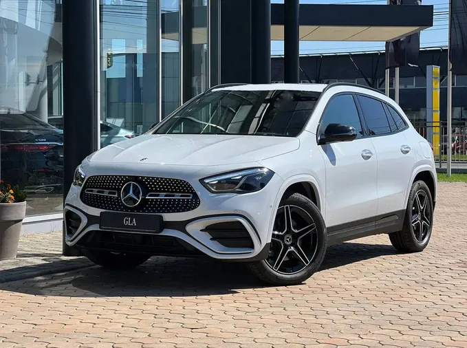 Mercedes GLA