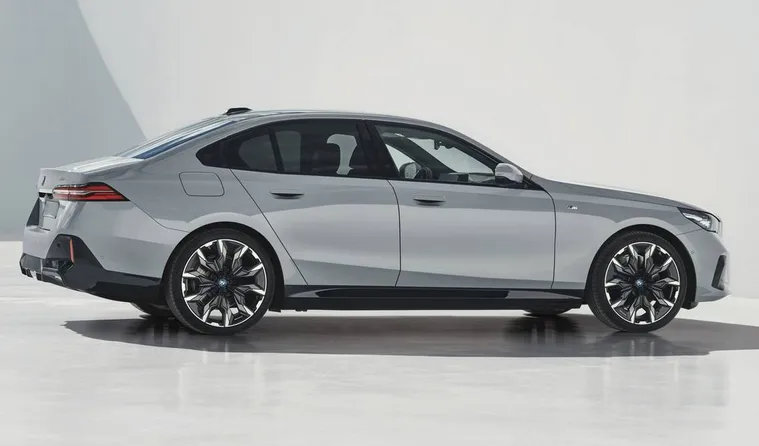 BMW Serii 5 520i M Sport - Zdjęcie 3