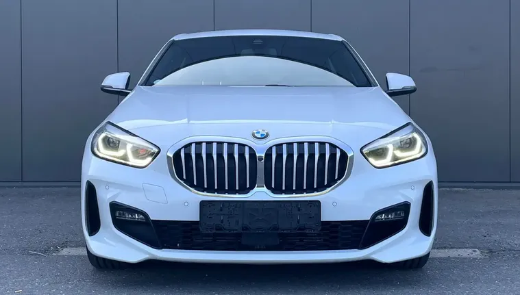 BMW Serii 1 118i M Sport - Zdjęcie 4