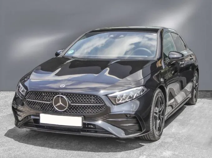 Mercedes Klasa A 200 AMG Premium - Zdjęcie 1