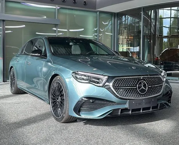 Mercedes Klasa E 200 AMG Advanced Plus - Zdjęcie 1