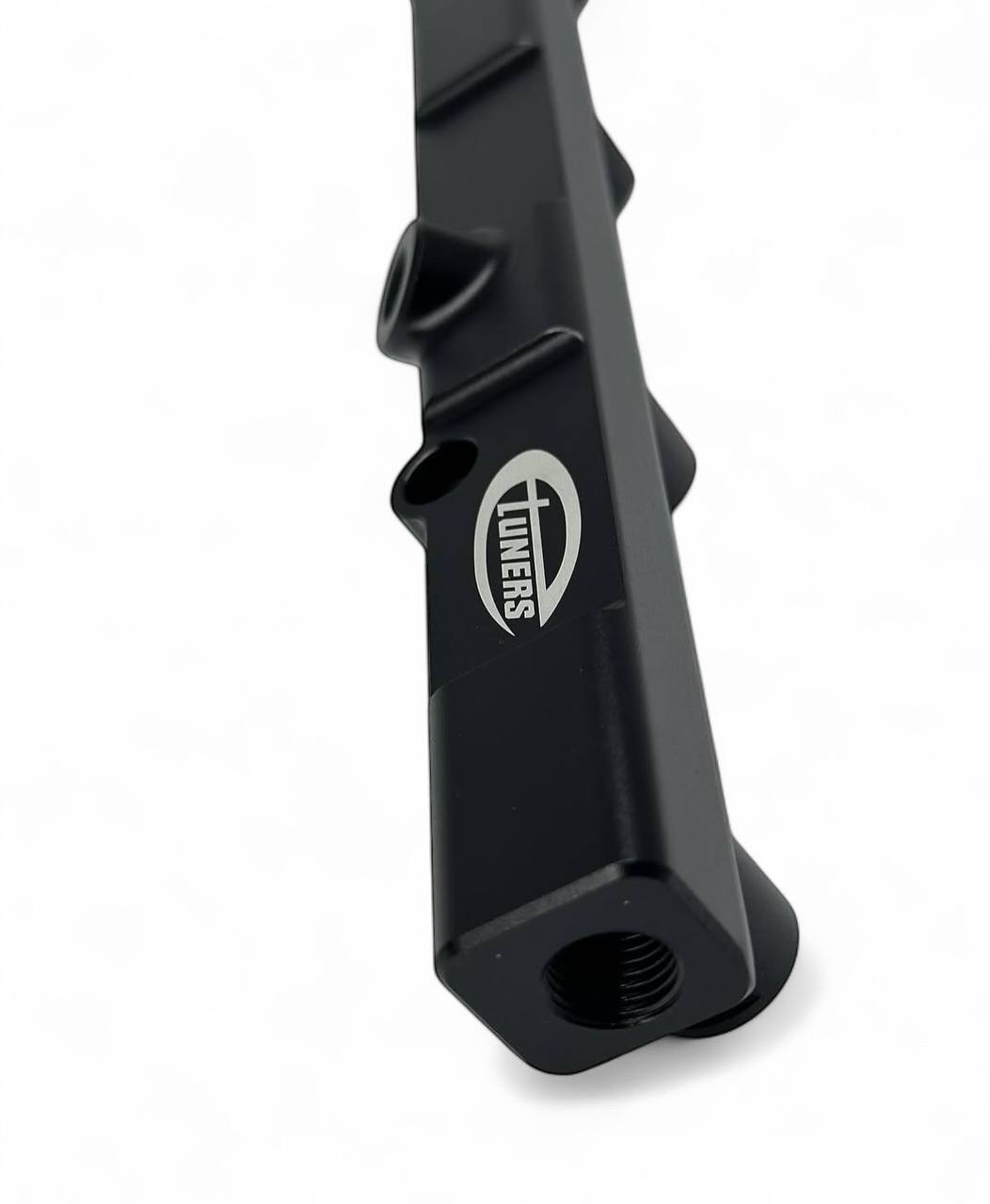 Fuel rail for VAG MQB: easy installation and stylish design