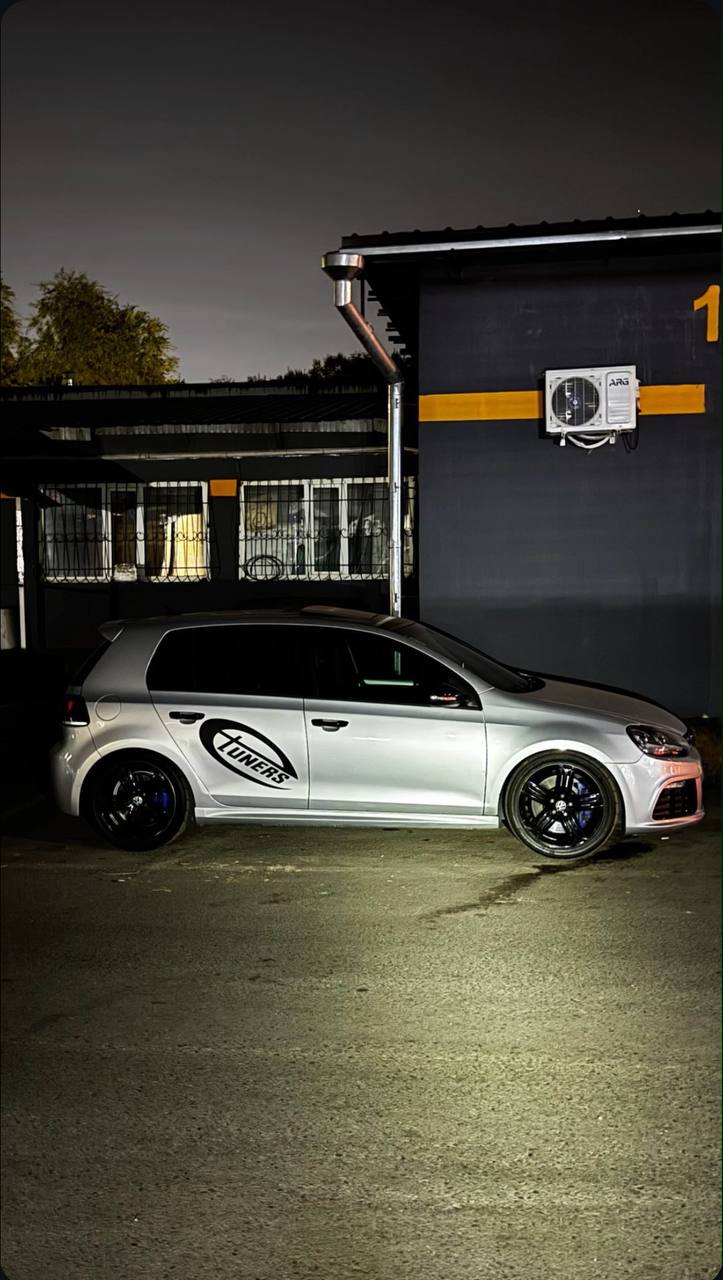 Volkswagen Golf 6 R Stage 3: 450 HP and powerful tuning