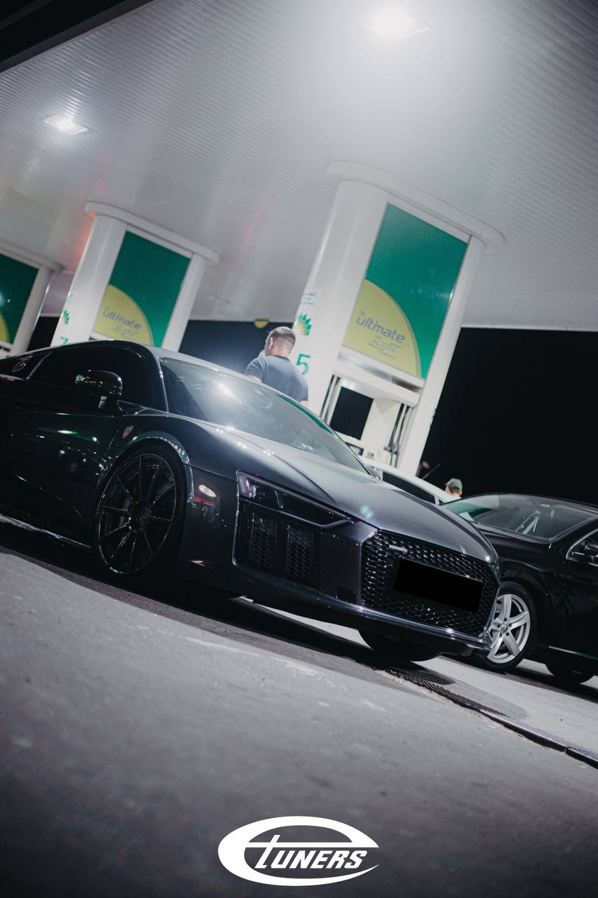 Minsk Highway: the best tuned cars of this Thursday