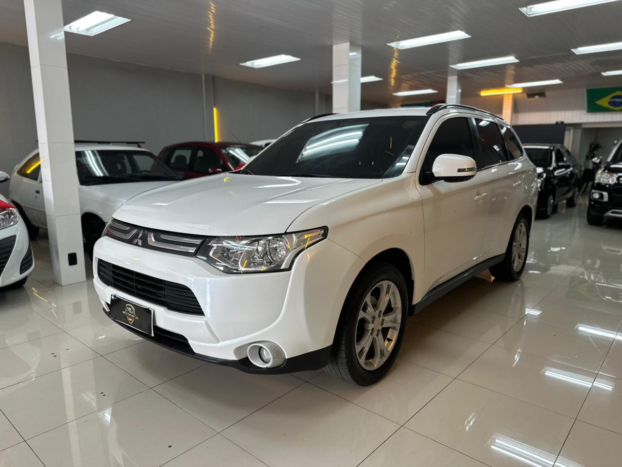 Mitsubishi Outlander 2.0 Automática 2015 view 2