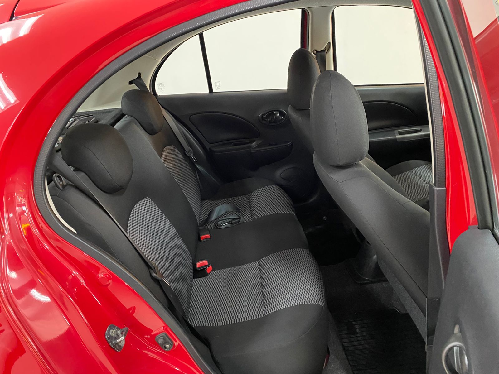 March S 1.0 Manual 2016 view 6