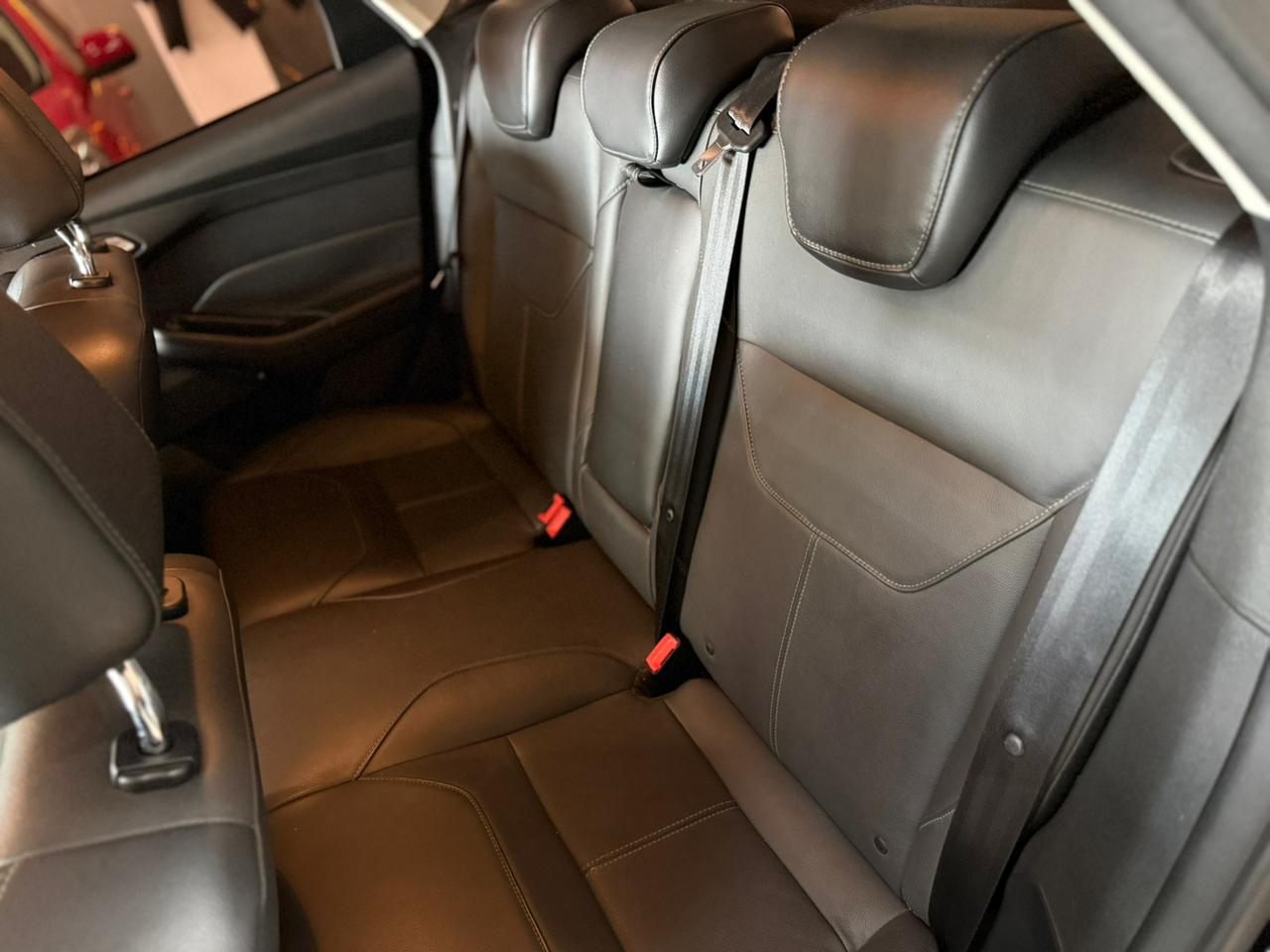 Focus Titanium 2.0 Automático 2016 view 5