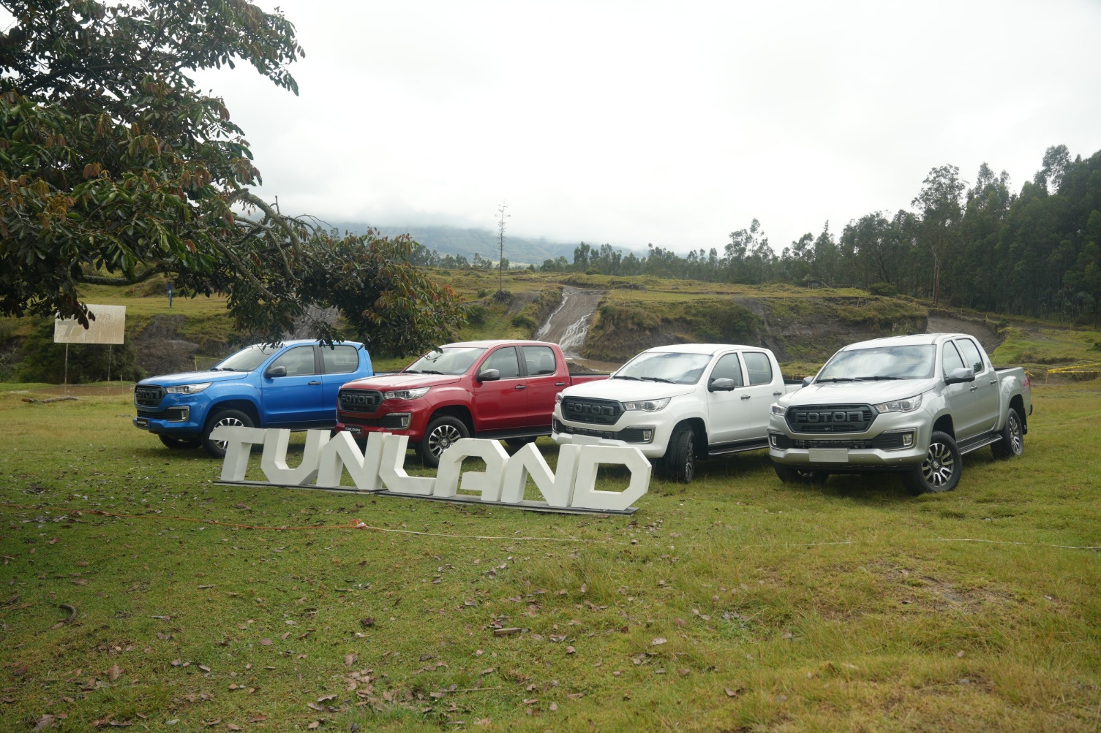 FOTON PONE A PRUEBA LA GAMA DE CAMIONETAS EN UNA DESAFIANTE PISTA OFF-ROAD