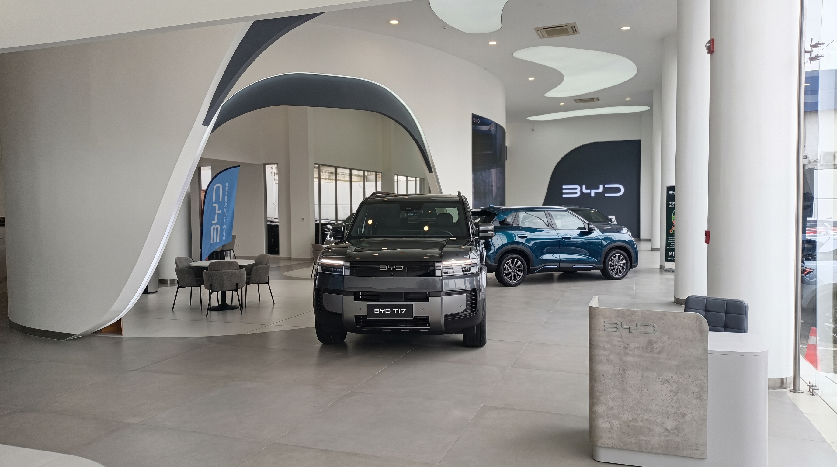 850 ECUATORIANOS ELIGIERON BYD EN AGOSTO: LA MARCA ALCANZA EL TOP 3 NACIONAL