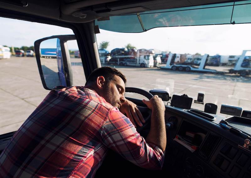 MEDIDAS PARA COMBATIR EL SUEÑO EN LA CONDUCCIÓN