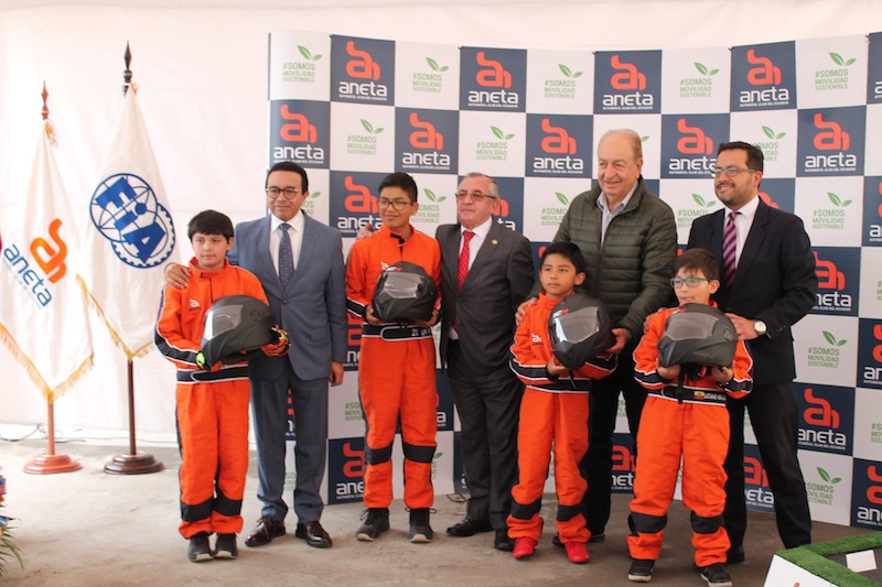  ¡PASIÓN POR LAS CARRERAS! NUEVA ESCUELA DE KARTING ELÉCTRICA EN QUITO 