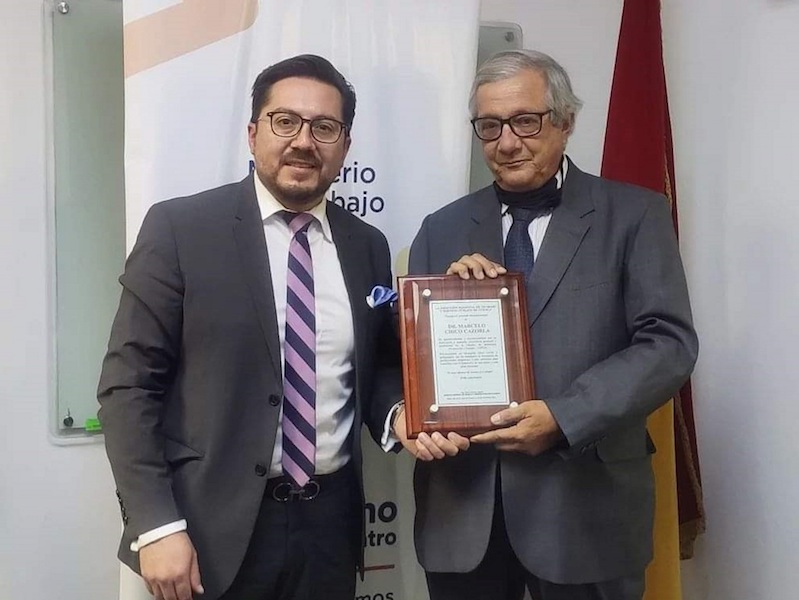 RECONOCIMIENTO AL VICEPRESIDENTE DEL DIRECTORIO DE CONTINENTAL TIRE ANDINA