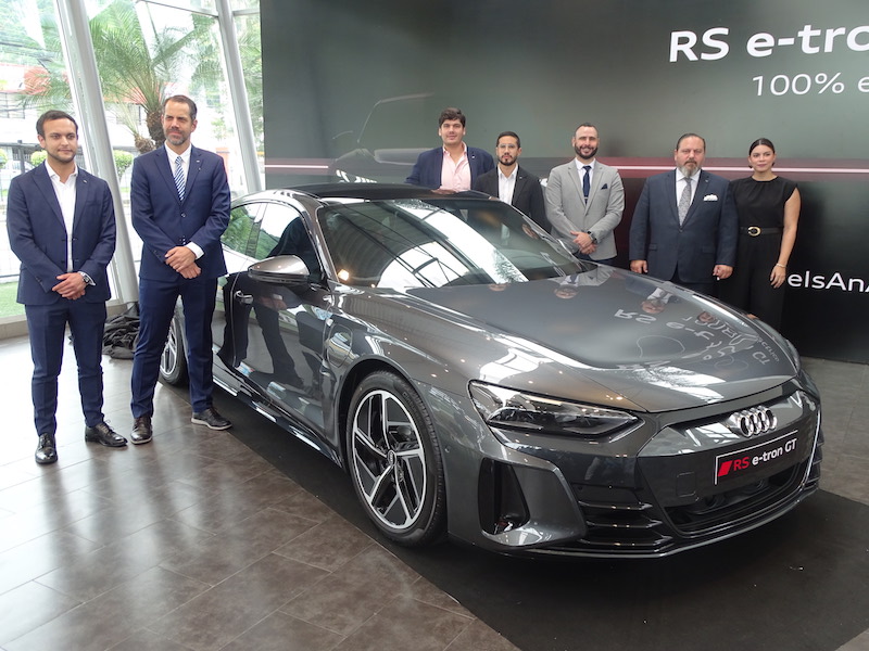 PRESENTAN EN GUAYAQUIL UN NUEVO MODELO ELÉCTRICO DE AUDI, EL RS E-TRON GT                      