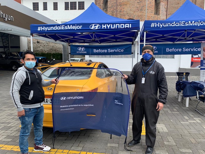 HYUNDAI REALIZA DIAGNÓSTICO VEHICULAR E INSTALACIÓN DE PANTALLAS ANTIFLUIDOS GRATIS EN TAXIS 