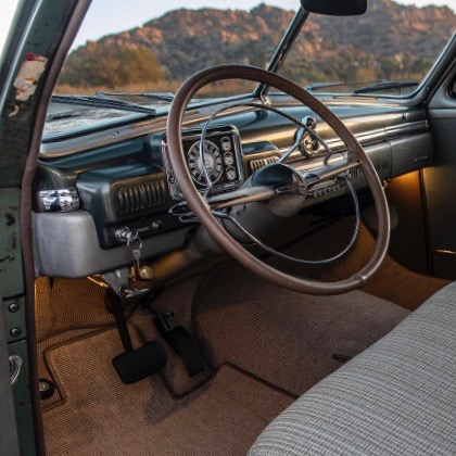 MERCURY 1949 POR ICON DERELICT, CLÁSICO Y ELÉCTRICO