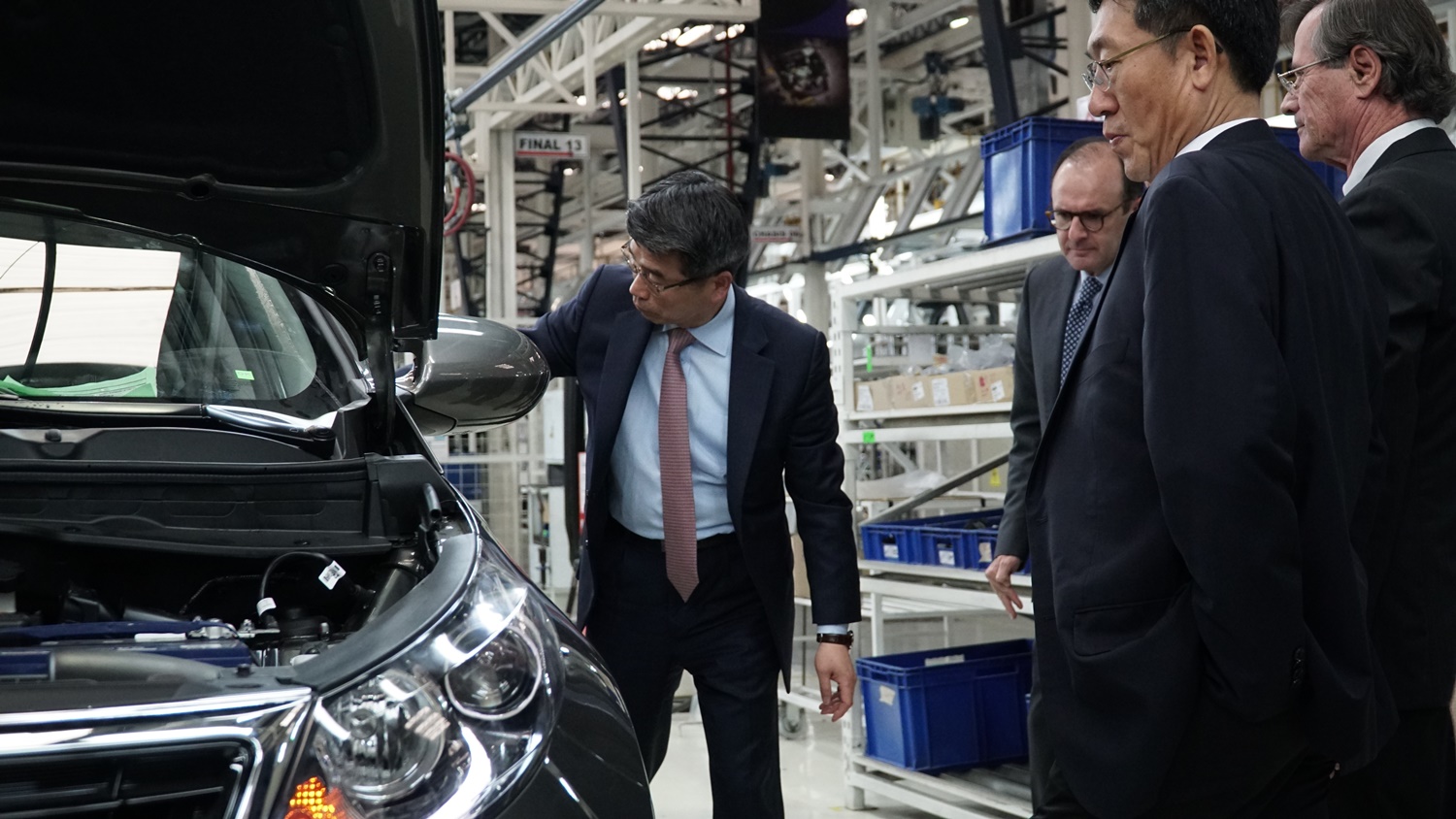 EXPORTACIÓN DE VEHÍCULOS NUEVA ESTRATEGIA DE KIA MOTORS ECUADOR