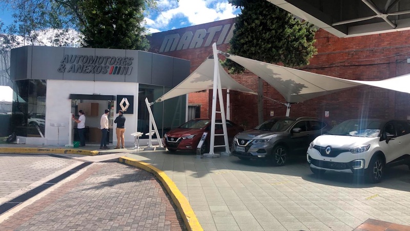 RENAULT INAUGURA UN NUEVO  PUNTO DE VENTA EN EL C.C. EL BOSQUE