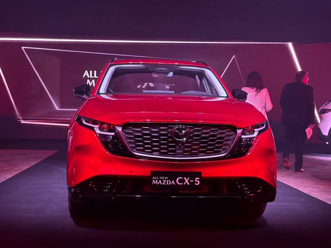 ALL-NEW MAZDA CX-5 LLEGA A ECUADOR: UNA NUEVA GENERACIÓN INSPIRADA EN LO QUE IMPORTA