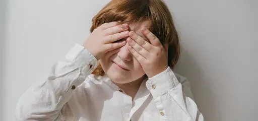 pierwsze objawy autyzmu u dziecka