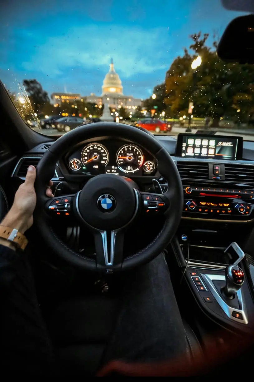What Qualities Should a Driving Instructor Have